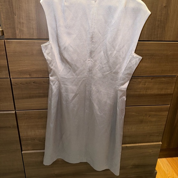 Theory Silver Shift Dress Size 12 - Picture 8 of 10